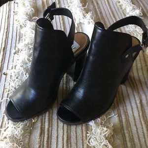 Dolce vita size 8 black leather block heel